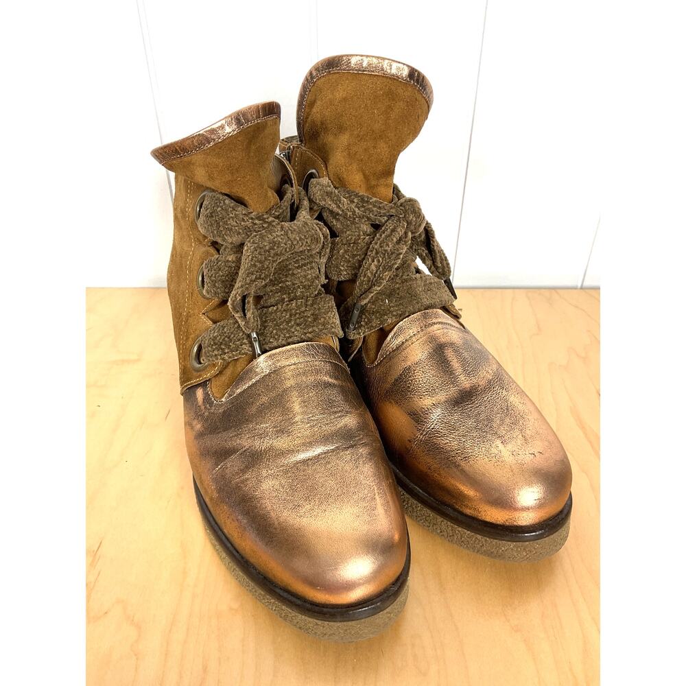 Anthropologie Casta Women's Bronze Metallic Leather Lace up Boots Rubber Sole 39